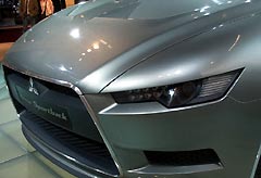 Фотогалерея Mitsubishi Concept-Sportback на IAA-2005 
